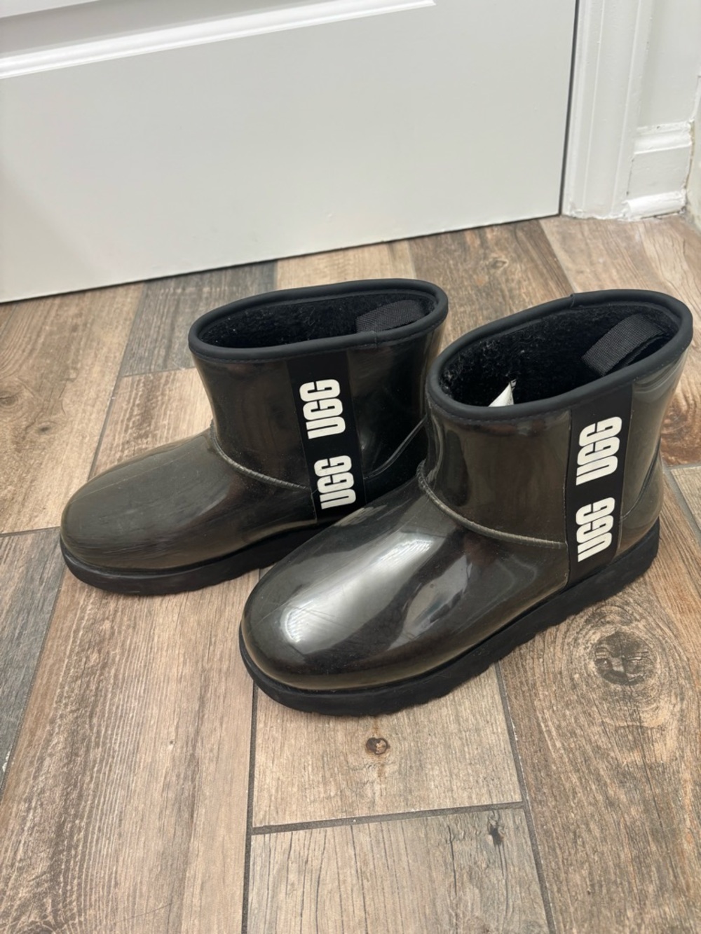 UGG Classic Clear Mini Boot